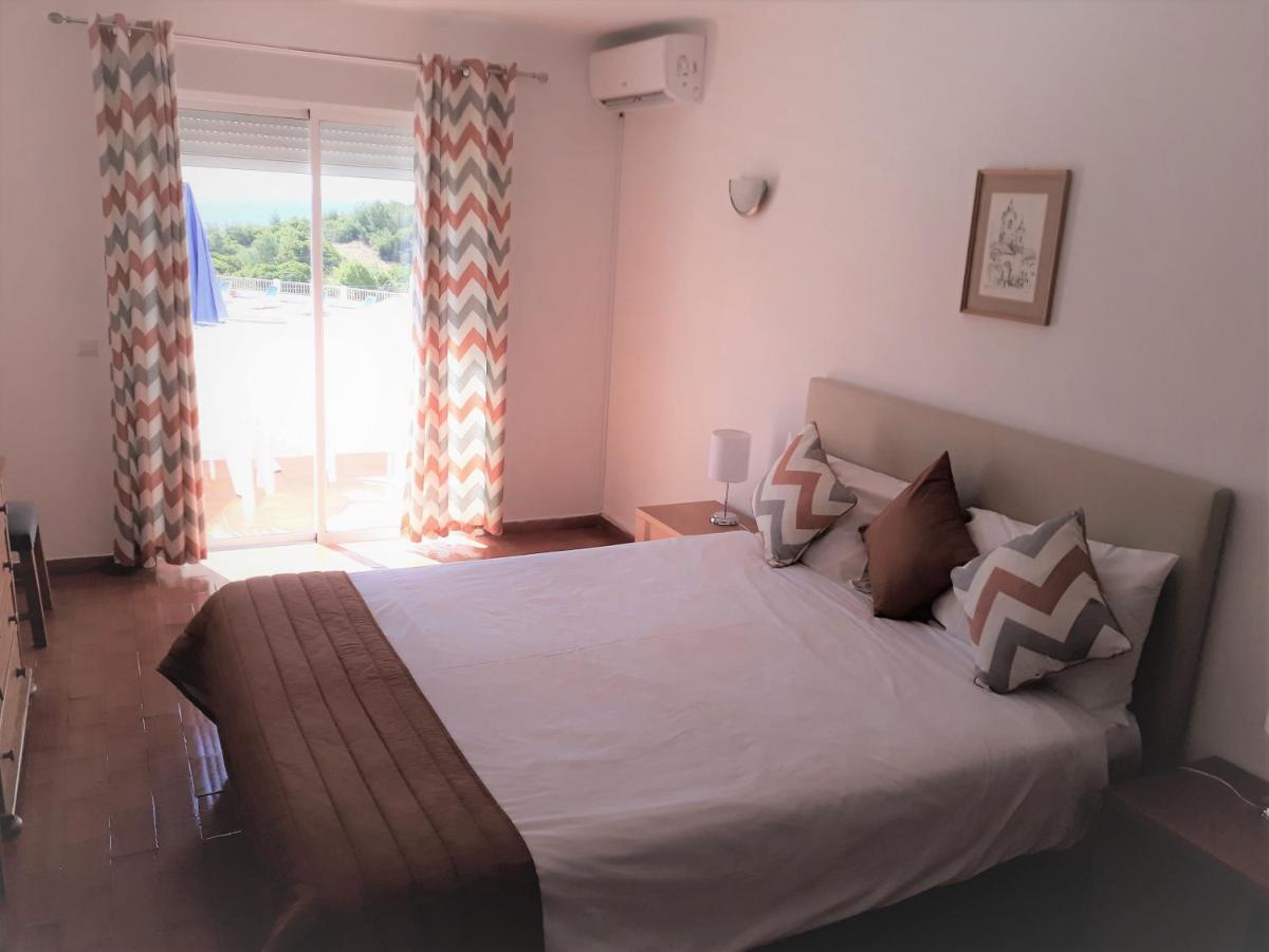 Apartamentos Salema Praia Club Esterno foto