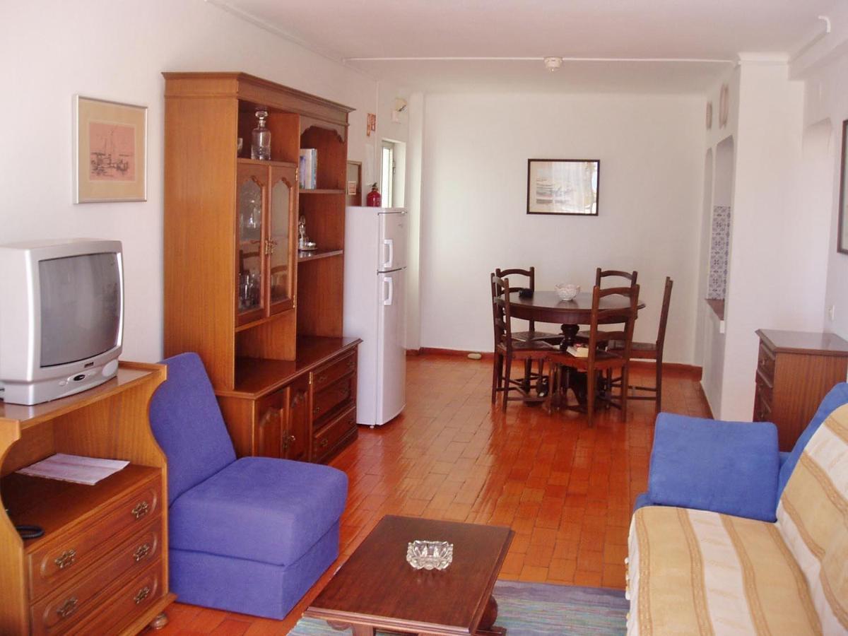 Apartamentos Salema Praia Club Esterno foto
