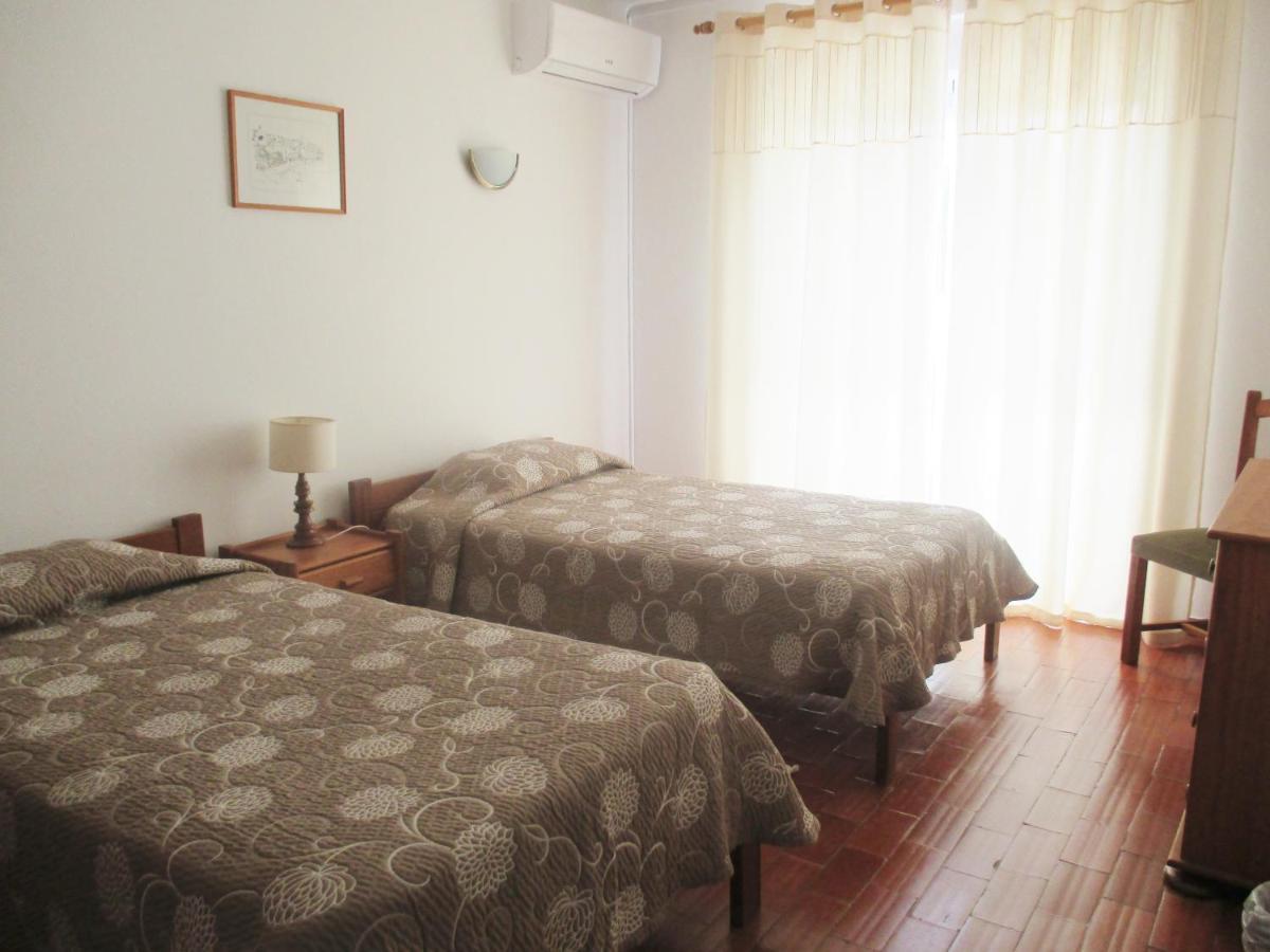 Apartamentos Salema Praia Club Esterno foto