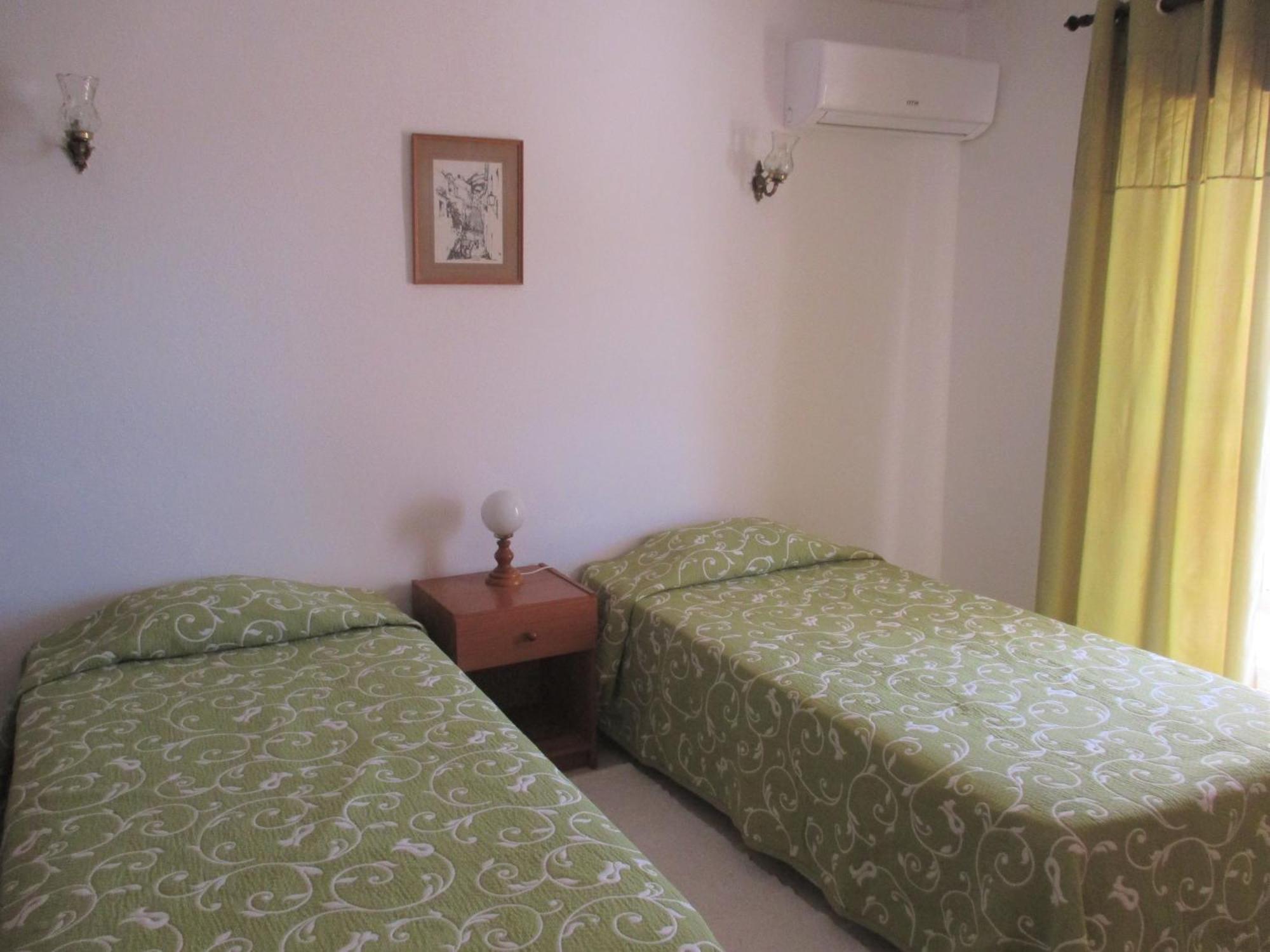 Apartamentos Salema Praia Club Esterno foto