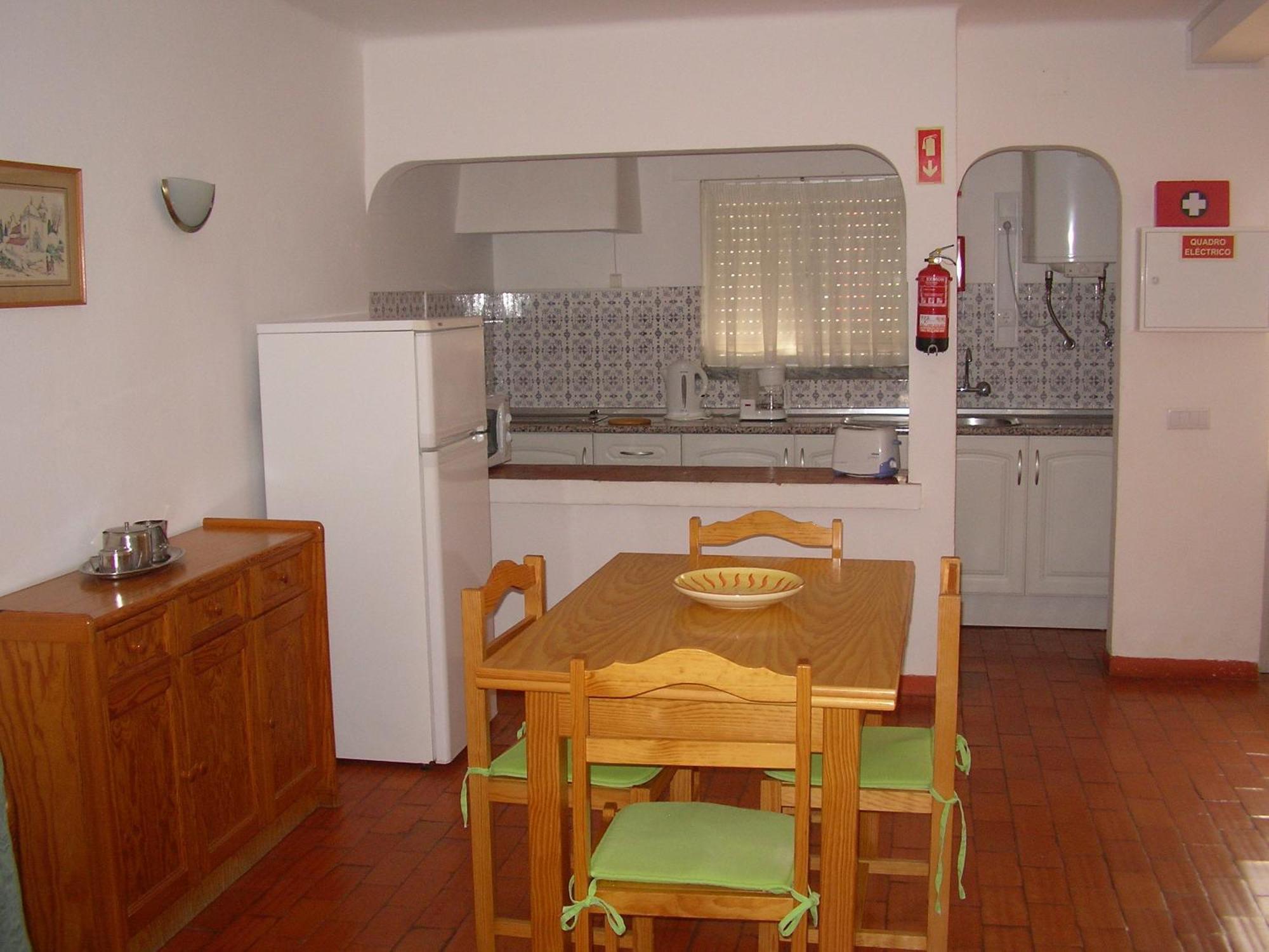 Apartamentos Salema Praia Club Esterno foto