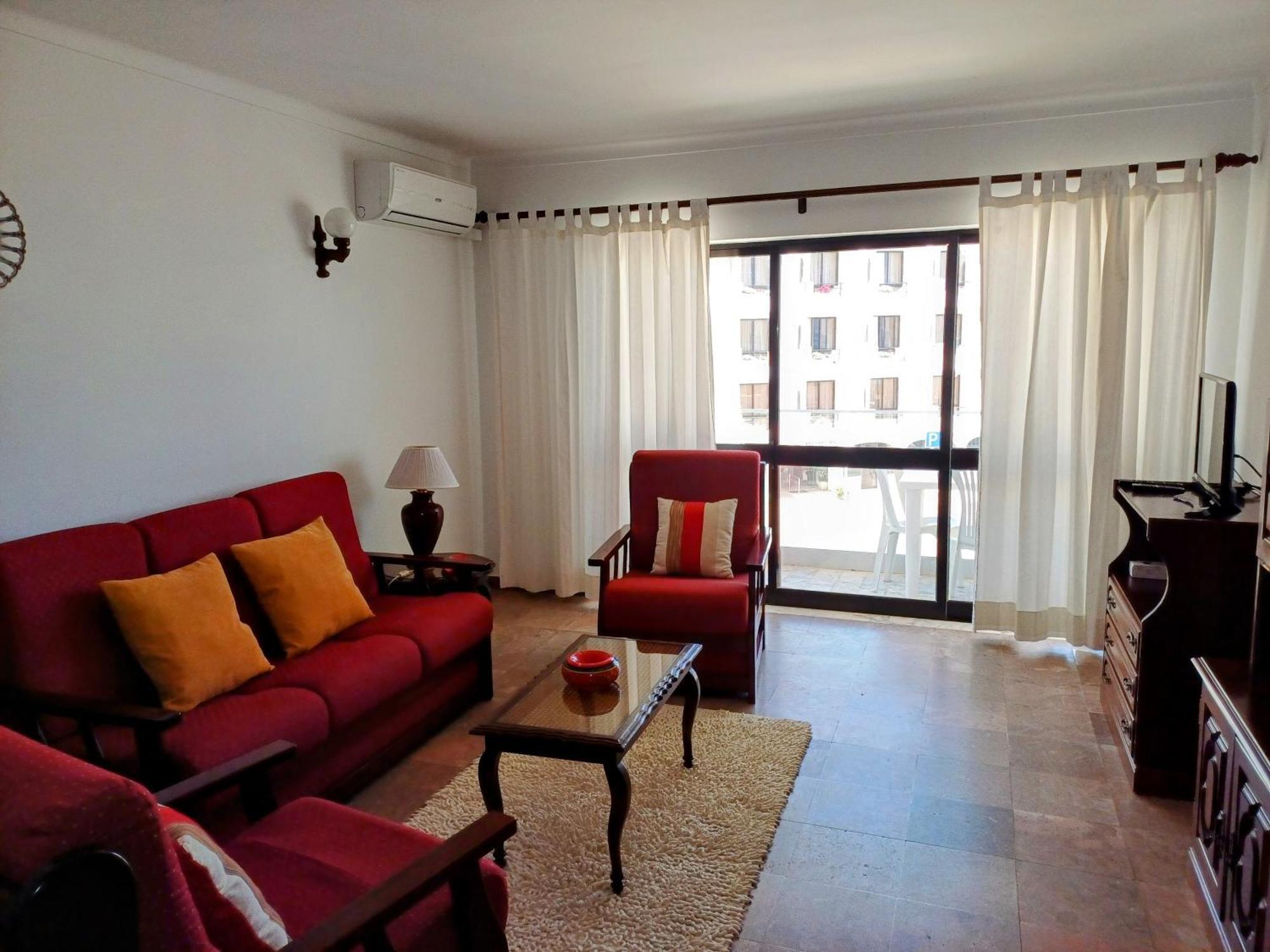 Apartamentos Salema Praia Club Esterno foto