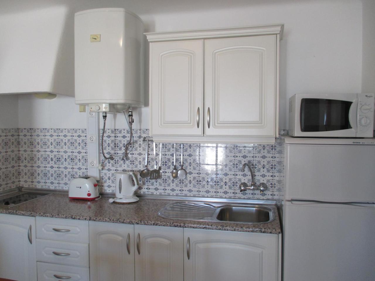 Apartamentos Salema Praia Club Esterno foto